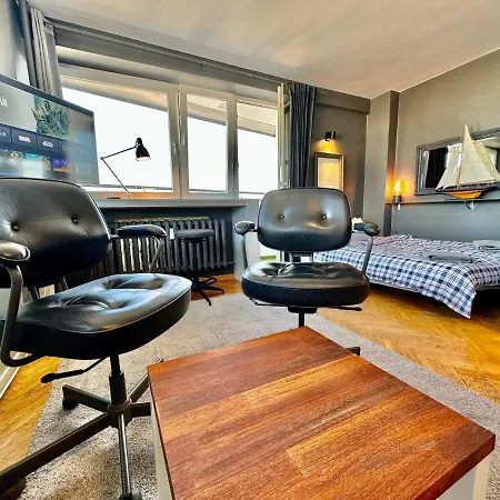 Super Grey Centrum 2x Metro Fast Wifi 300 Mbs Netflix Appletv Smarttv Spotify Panorama Miasta *