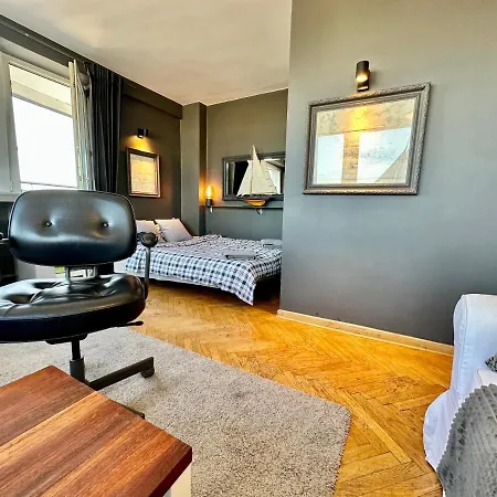 Super Grey Centrum 2x Metro Fast Wifi 300 Mbs Netflix Appletv Smarttv Spotify Panorama Miasta *