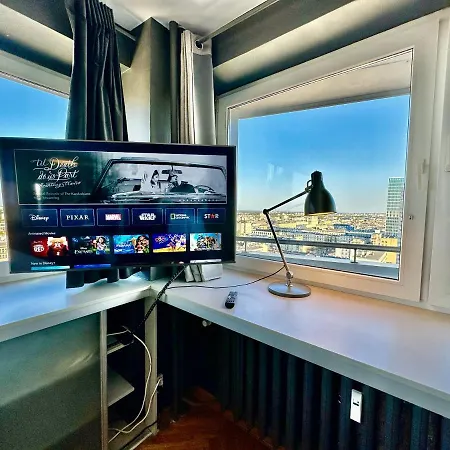 Super Grey Centrum 2x Metro Fast Wifi 300 Mbs Netflix Appletv Smarttv Spotify Panorama Miasta * ורשה