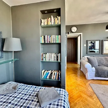 Grey Centrum Panorama: Smart With Fast Wi-fi Apartment Warsaw