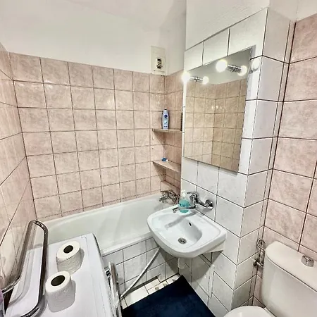 Super Grey Centrum 2x Metro Fast Wifi 300 Mbs Netflix Appletv Smarttv Spotify Panorama Miasta *