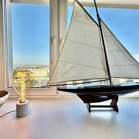 Grey Centrum Panorama: Smart With Fast Wi-fi Apartment Warsaw